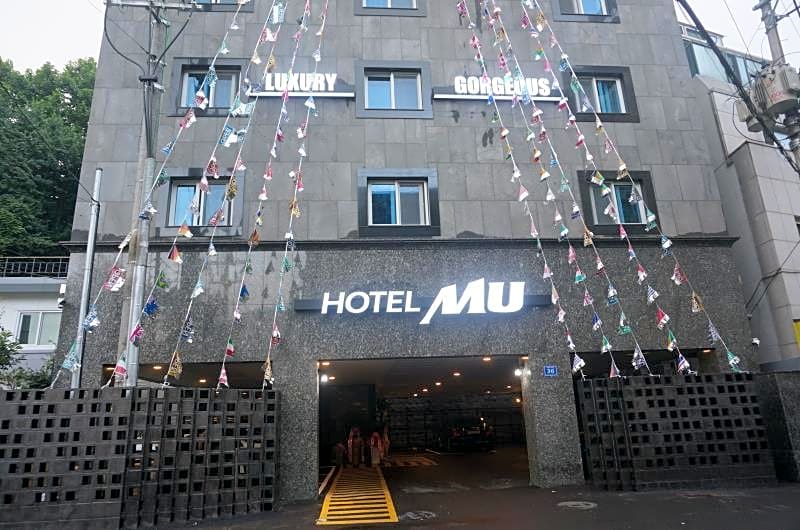 Mu Hotel