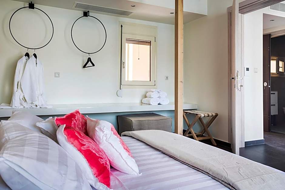 Argostoli Marina Suites