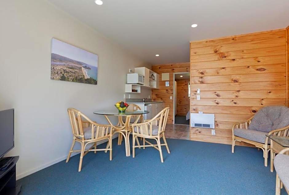 Pauanui Pines Motor Lodge
