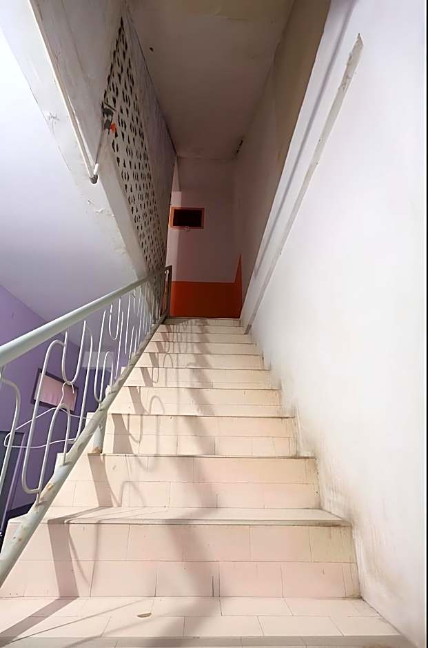 SPOT ON 93276 Fendi 2 Homestay SyariahNearPelabuhan Feri Batam Centre