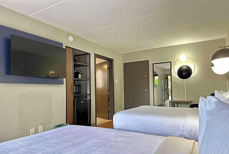 La Quinta Inn & Suites by Wyndham Huntsville Research Park