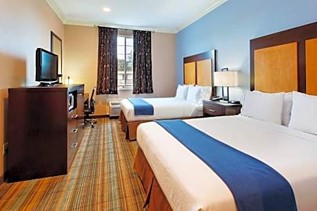 Standard Queen Room with Two Queen Beds and Mobility Accessible Roll-In Shower