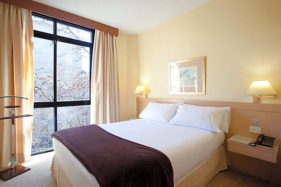 Photo 1 of 31 of Suite