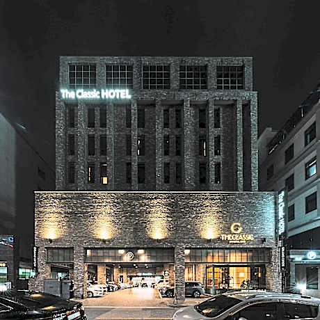 The Classic Hotel