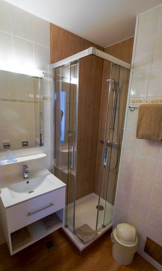 NOVAPARK Flugzeughotel Graz