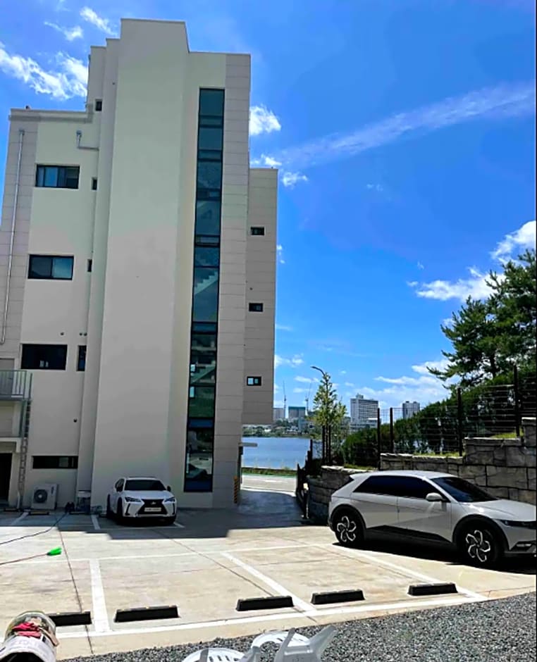 Lakestone&Hotel Sokcho