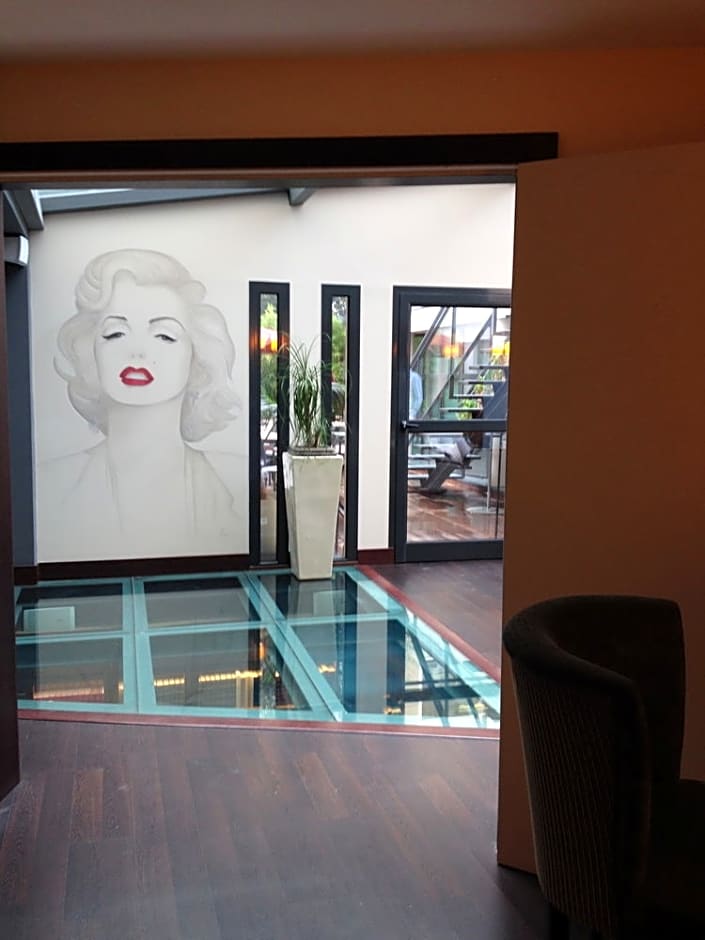 Best Western Plus Cannes Riviera & SPA