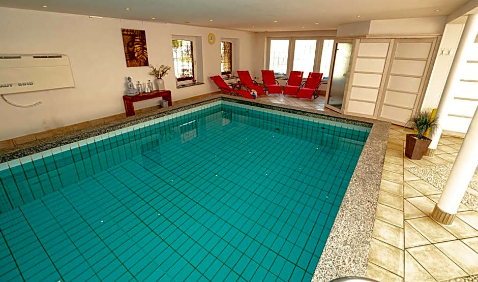 Wohlfühlhotel Hörn van Diek Garni mit Schwimmbad