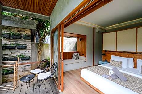 Double Room with Pool View