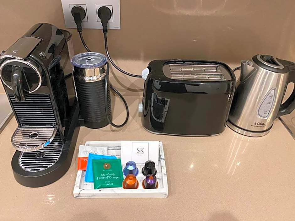 Appartement de prestige climatisé à l'hivernage 400m de la Gare