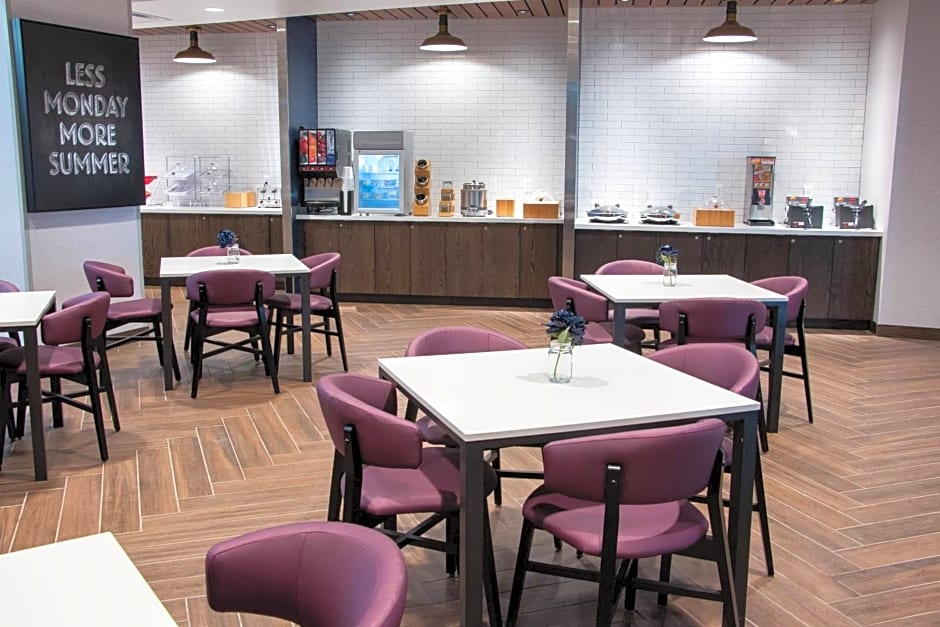 Fairfield Inn & Suites by Marriott Davenport Quad Cities
