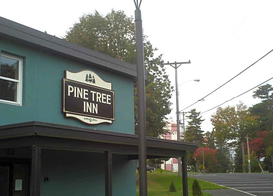 Pine Tree Inn