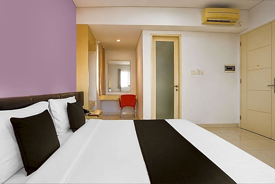 Townhouse Oak Hotel Niaga Surabaya