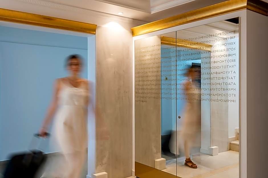 Hotel Galaxias