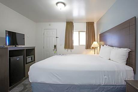 King Room - Non-Smoking