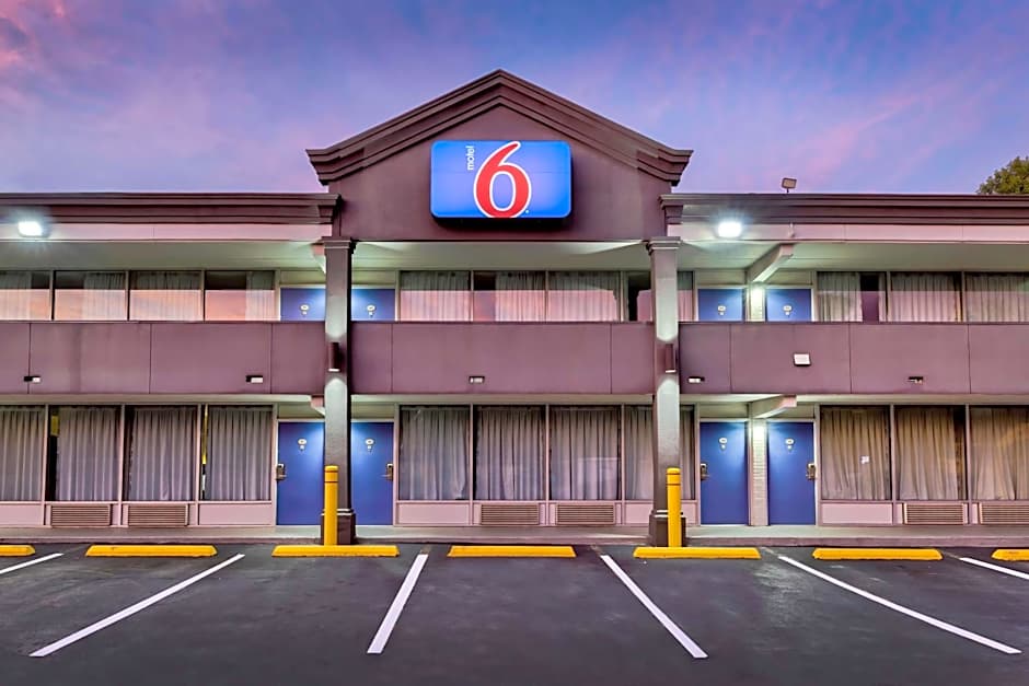 Motel 6 Morgantown