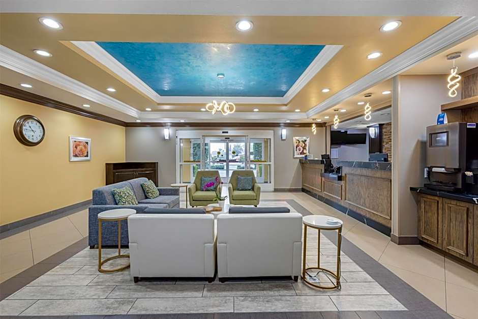 Best Western Plus Wasco Inn & Suites