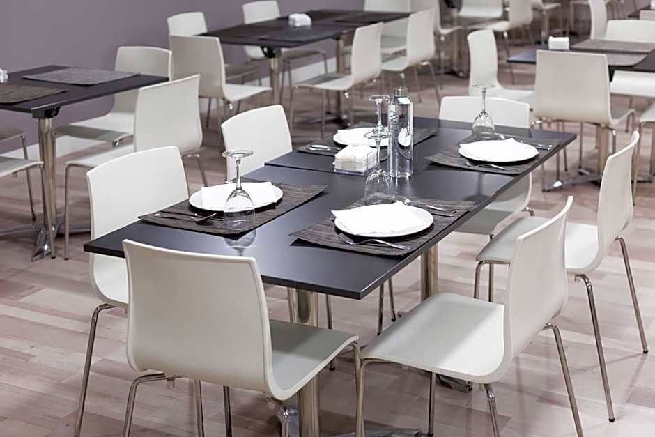 Hotel Familia Conde