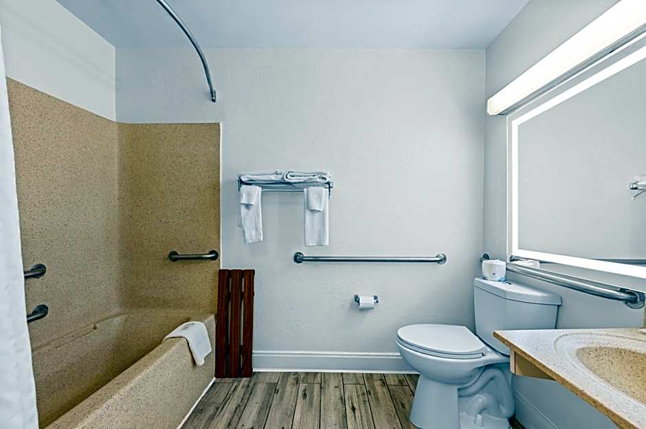 MainStay Suites Knoxville - Cedar Bluff