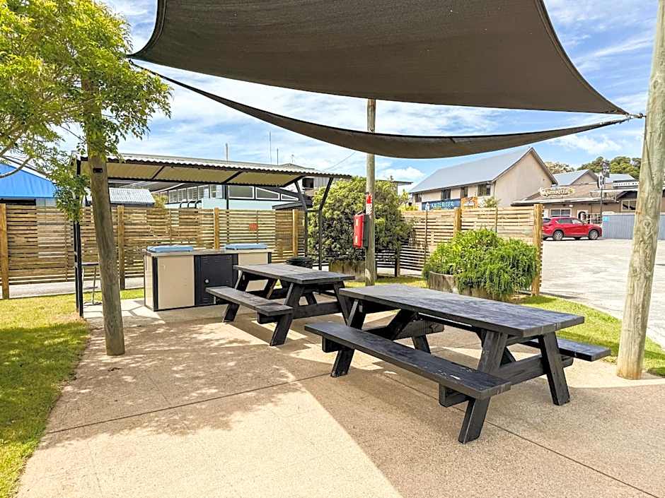 Kaiteriteri Recreation Reserve Cabins