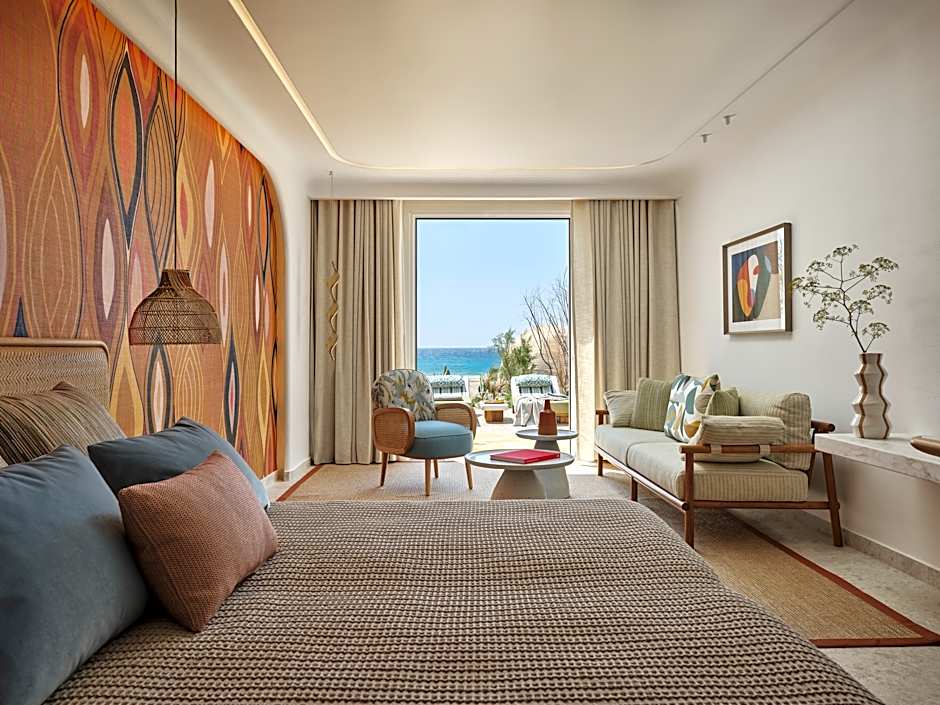 Myconian Sunrise Relais & Chateaux Hotel