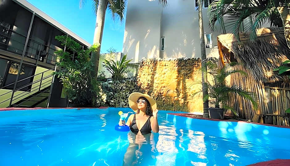 Hotel B&B by Playa del Karma