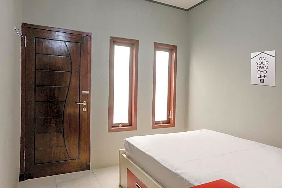 Zulfina Homestay Syariah Mitra RedDoorz