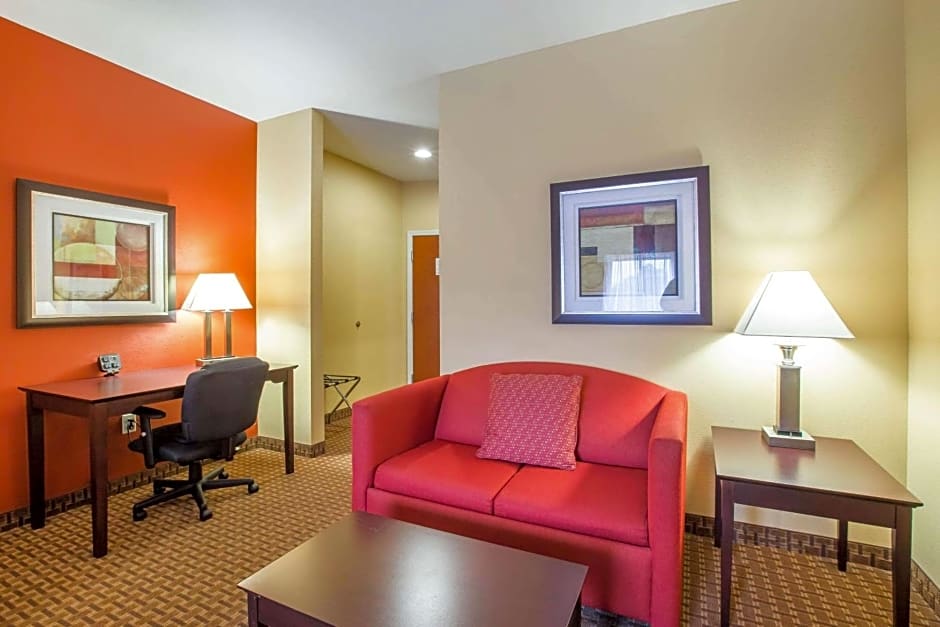 Comfort Suites Golden Isles Gateway