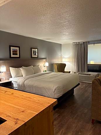 King Suite with Sofa Bed - Non Smoking
