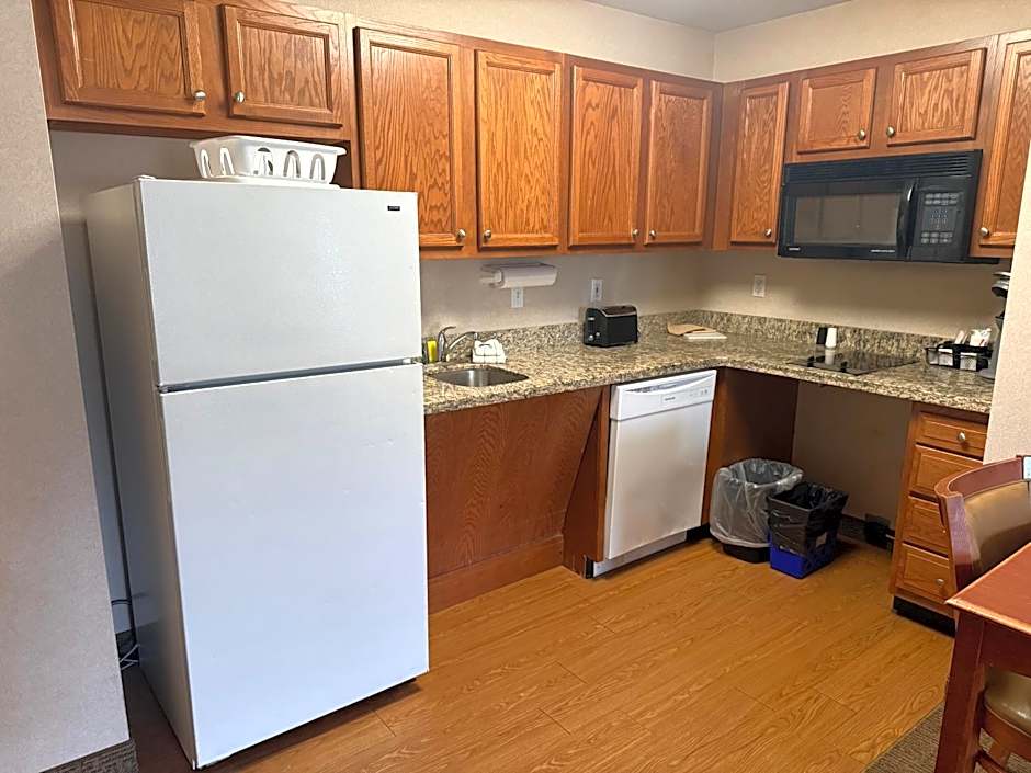 Smart Suites, an Ascend Collection Hotel