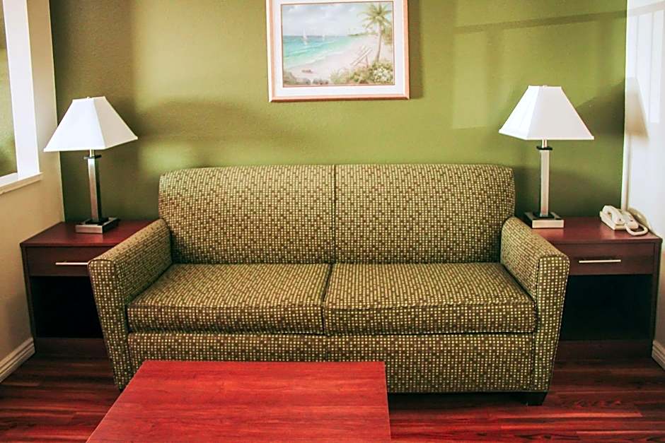 Rodeway Inn & Suites Lake Havasu City