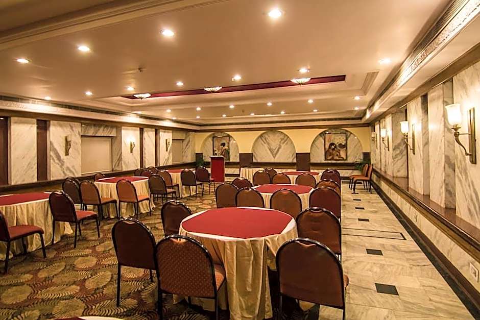 The New Marrion Hotel