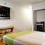 Motel 6-Modesto, CA - Downtown