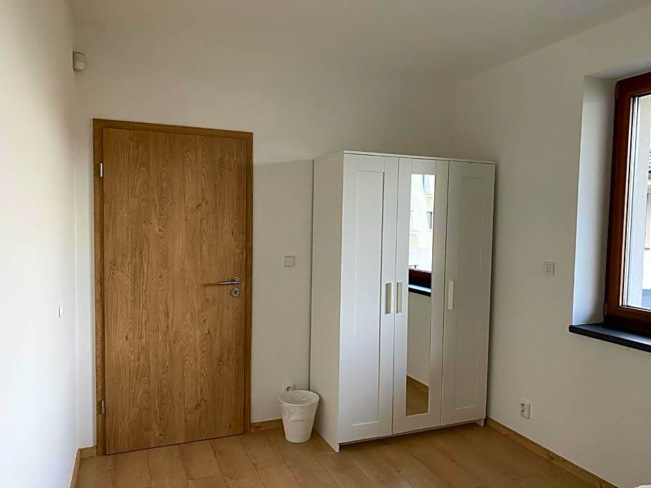 The Dante Villa Apartments