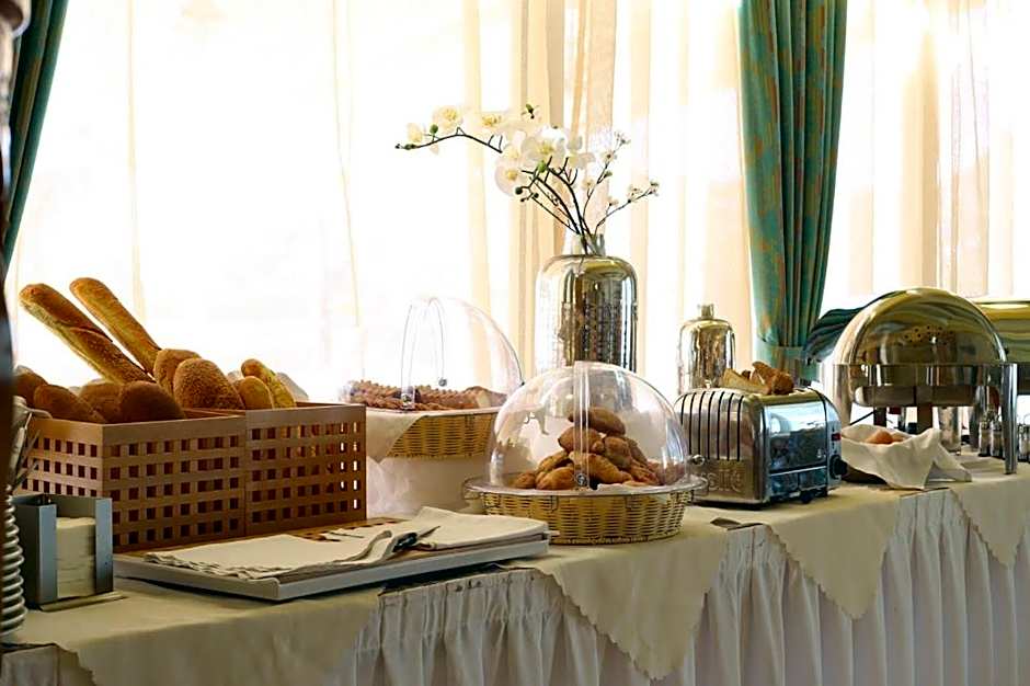 Chryssi Akti, Sure Hotel Collection