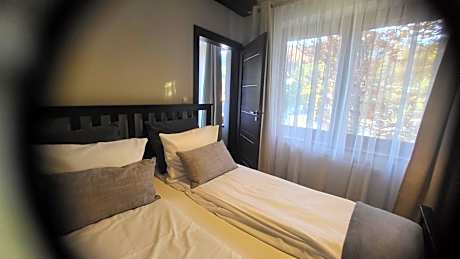 One-Bedroom Apartment with Balcony and Mountain View