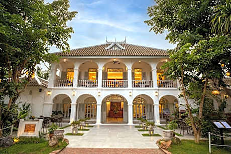 Villa Santi Hotel