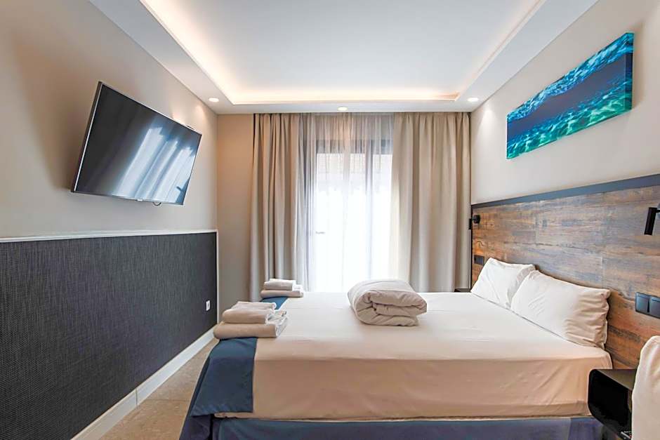 Posidonia Aparthotel