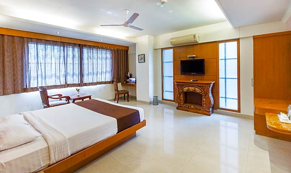 Hotel Seven Heaven