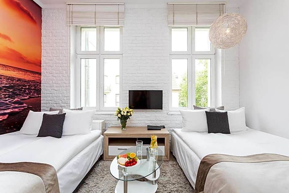 Riviera Residence Apartments