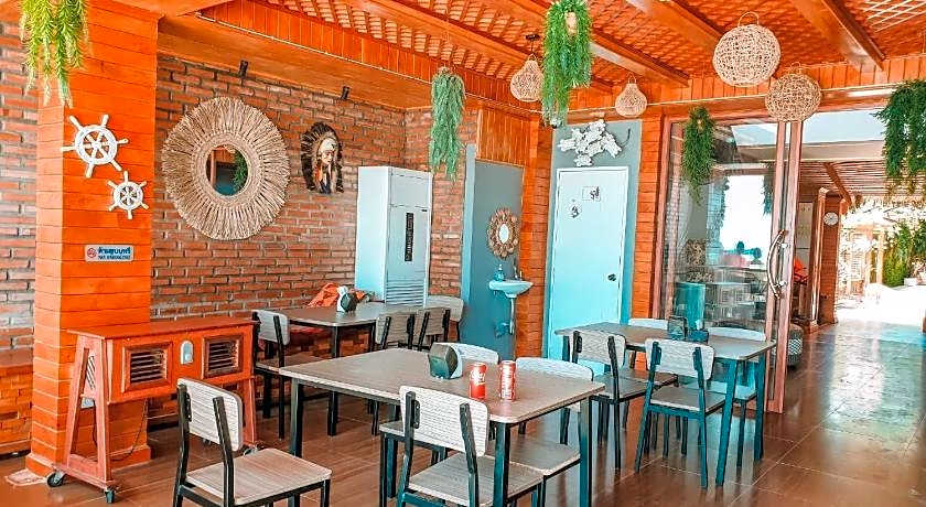 Charming Lipe Beach Resort