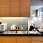 Extravagant Apt 65 sqm 1BR - Ultra Fast Wifi - Silom