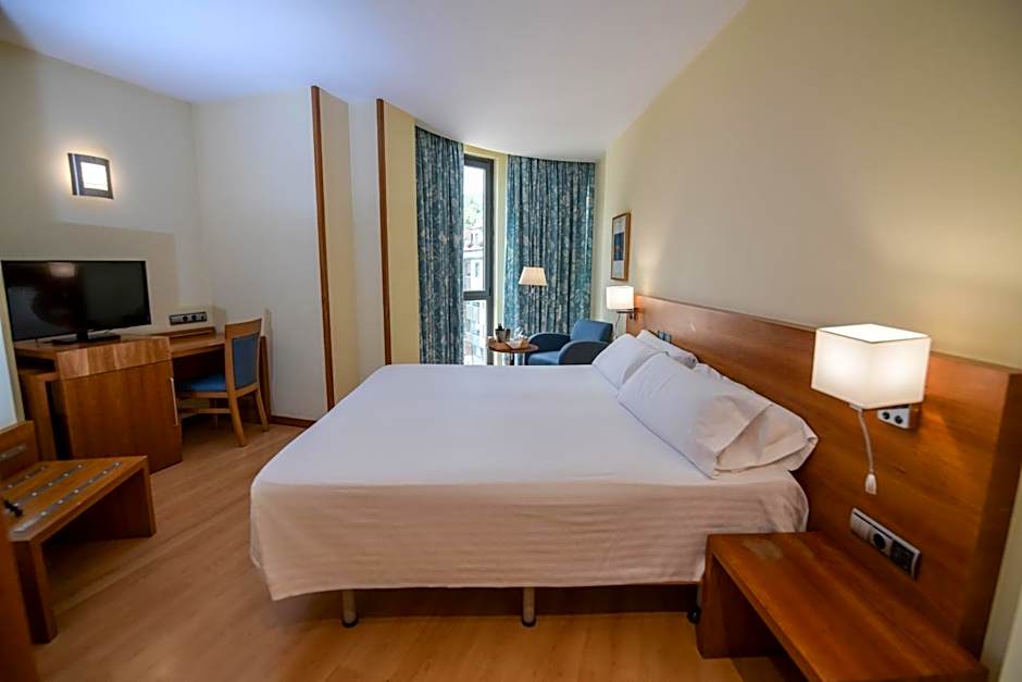 Hotel Mieres del Camino