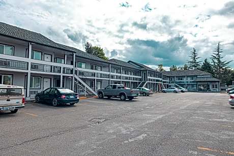 Sumner Motor Inn