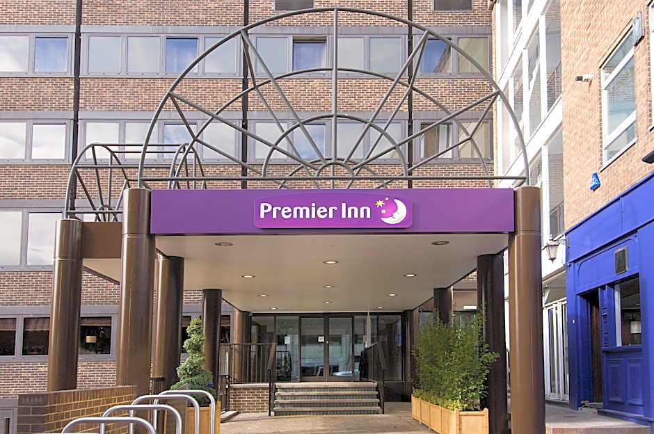 Premier Inn Brentwood