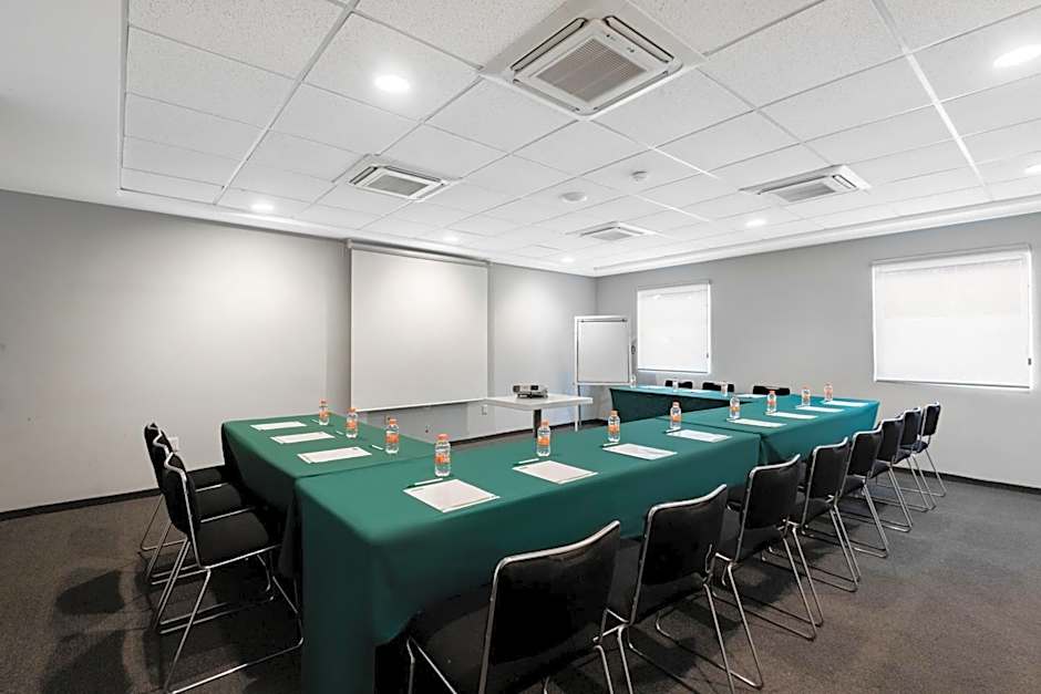 City Express Junior by Marriott Ciudad Del Carmen Aeropuerto