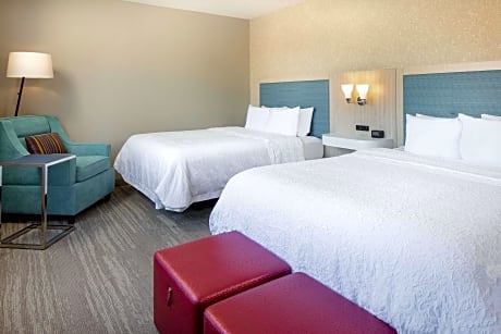 2 Queen Beds Nonsmoking