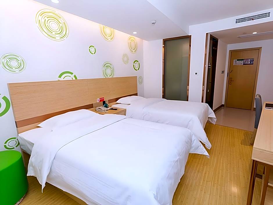 GreenTree Inn Yichang Wanda Binjiang