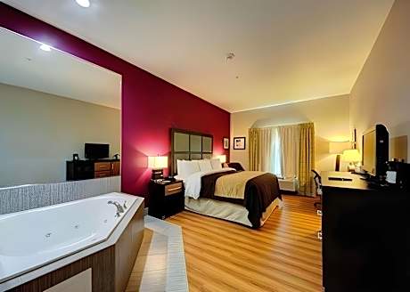 2 Queen Beds, Suite, Nonsmoking