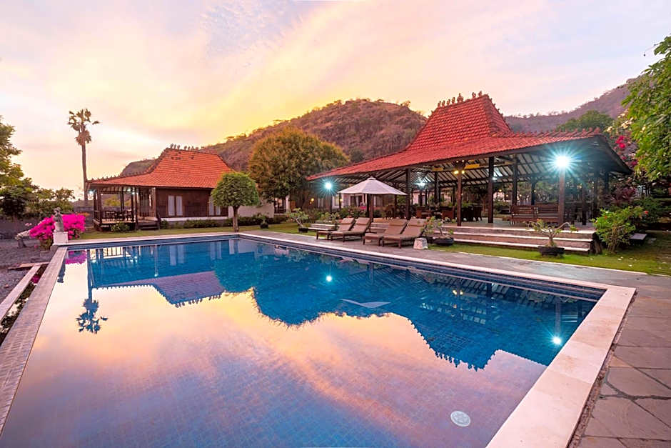 The Joglo By The Beach Pemuteran Bali